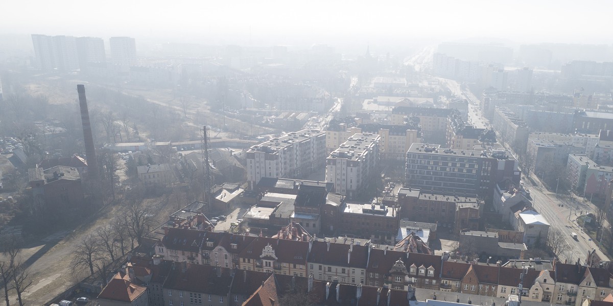 Wrocław na 4. miejscu w smogowym rankingu. Urzędnicy się tłumaczą