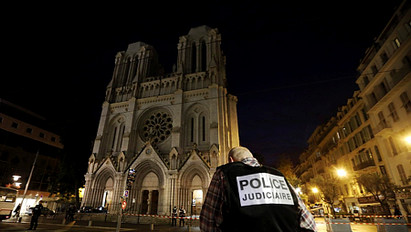 Nizzai merénylet: három gyanúsítottat elengedtek a rendőrök