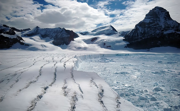 Szelfy lodowe na Antarktydzie roztapiają się coraz szybciej