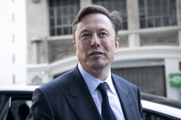 Elon Musk wygrał przetarg resortu obrony USA na dostawę terminali Starlink dla Ukrainy