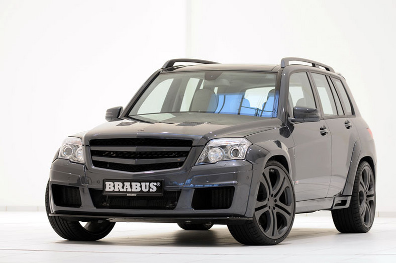 Najszybszy SUV świata to Mercedes GLK Brabus V12