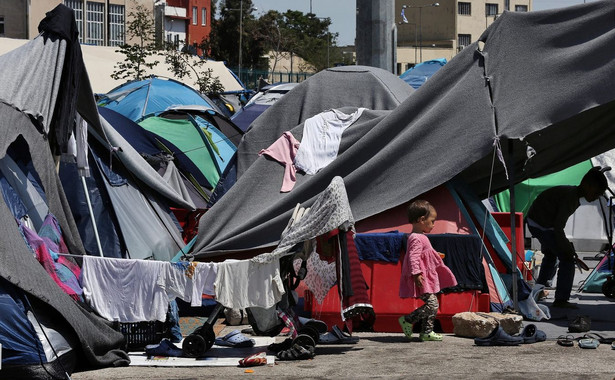 Komisja Europejska już oficjalnie: 250 tys. euro za każdego nieprzyjętego uchodźcę i stały system relokacji