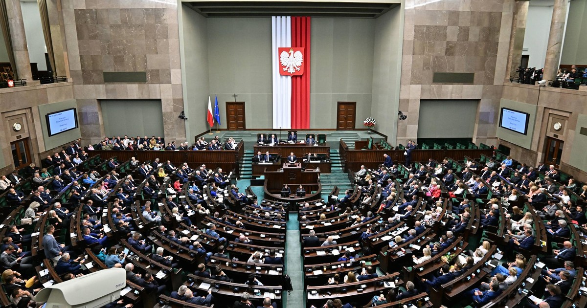 Kolejny rozłam w obozie władzy. Burza wokół głosowania w Sejmie