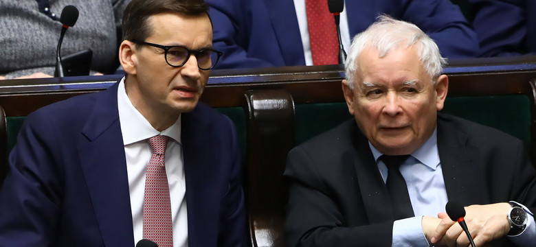 "Stan po Burzy". Kaczyński kontra buntownicy w PiS. Miliony dla sędziów Ziobry. Nagi prokurator za pośrednictwem złodzieja pisze do Dworczyka [PODCAST]