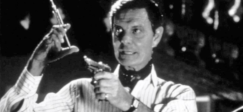 Bond starcił kolejnego przeciwnika. Louis Jourdan nie żyje