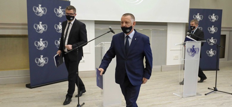 Raport NIK ws. wyborów kopertowych. "Hakowe polityczne szambo rodem z PRL" [KOMENTARZE]