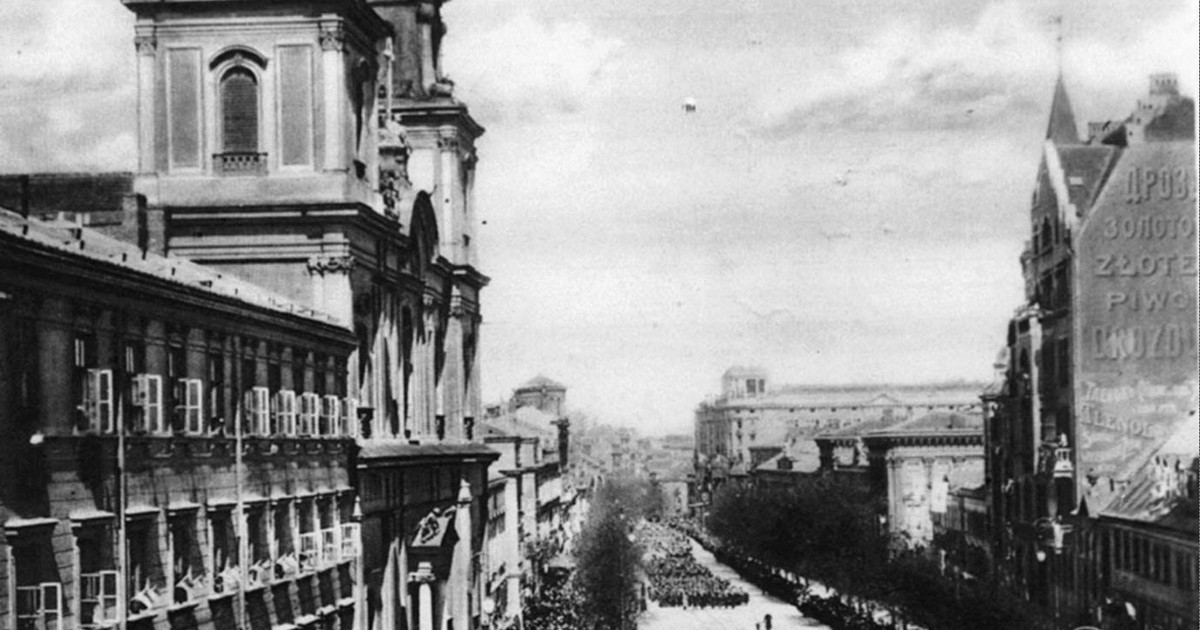 "Diabli mi nadali być całą noc na tańcach i zaspałem". Tak pisarze relacjonowali 11 listopada 1918 r.