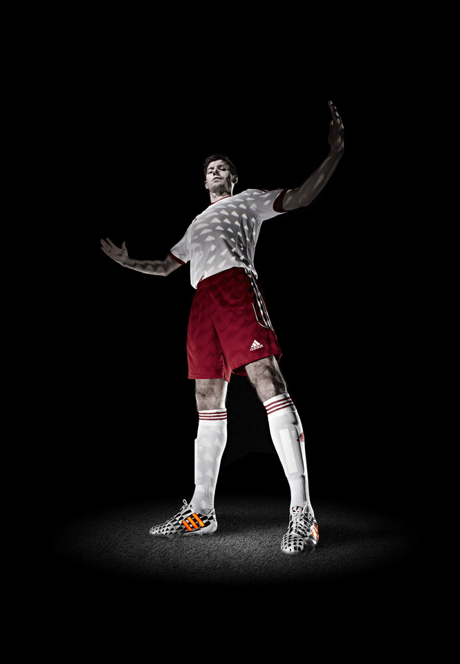 Steven Gerrard - adidas