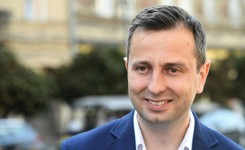 Kosiniak-Kamysz na konwencji PSL-KP: Koniec z ciągłymi reformami w polskiej szkole, nie wrócimy do gimnazjów