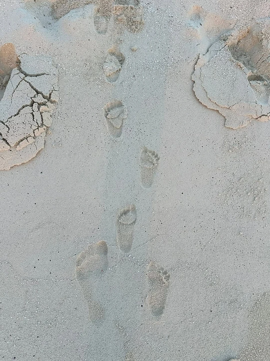 Miloš Biković sa porodicom na Maldivima