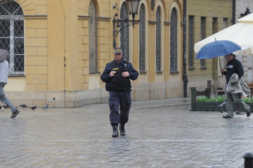 Strażnik miejski w Rynku