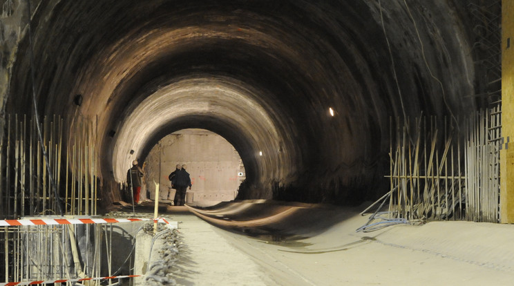 A 4-es metró tízmilliárdokkal 
többe került a
tervezettnél /Fotó: RAS-archívum