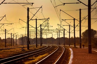 Koleje i drogi muszą być traktowane podobnie