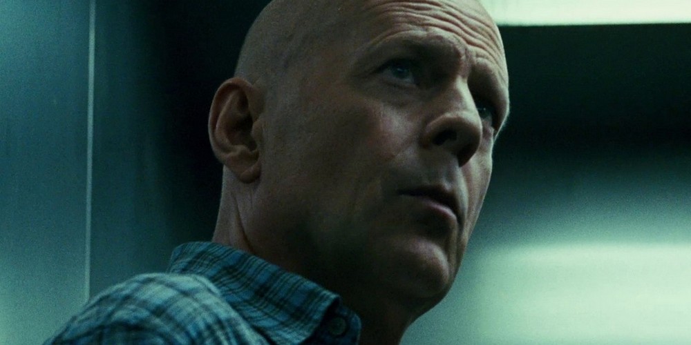 <b>A Good Day to Die Hard</b><br /><br />
<b>Polska premiera -14 lutego 2013</b><br /><br />
Tym razem detektyw John McClane walczy z terrorystami w Rosji.