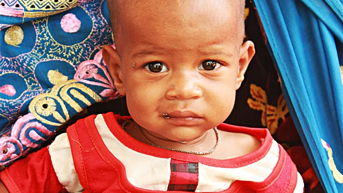 - Ponad 130 tysięcy dzieci w Czadzie jest zagrożonych śmiercią z powodu głodu. To miejsce to wrota do piekła - mówi w rozmowie z Onetem Marek Krupiński, dyrektor generalny UNICEF Polska. Jak podkreśla, sytuacja jest dramatyczna w całym regionie, ale może ulec dalszemu pogorszeniu.