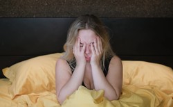 Nie możesz zasnąć? Wypróbuj metodę ASMR, a będziesz spać jak niemowlę