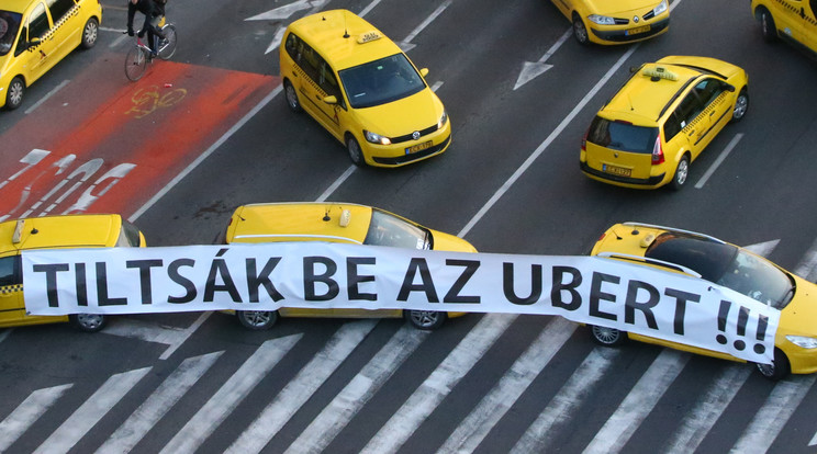 Taxis tüntetés Budapesten, az Uber betiltásáért /Fotó: RAS Archívum, Isza Ferenc