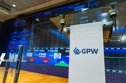 Spadły inwestycje giełdowych spółek