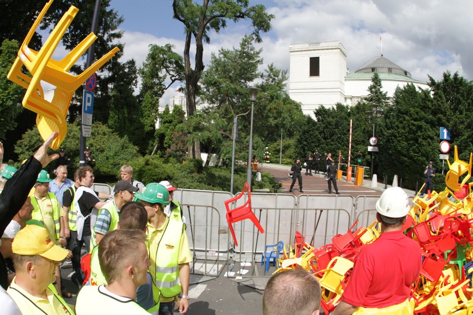 NSZZ "Solidarność": dość biedy