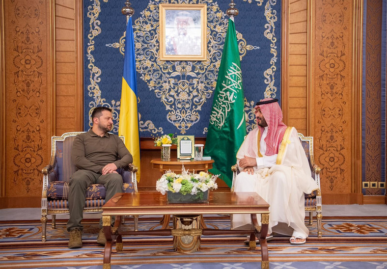 Prezydent Ukrainy Wołodymyr Zełenski i saudyjski książę Mohammed bin Salman. Arabia Saudyjska. Maj 2023 r.