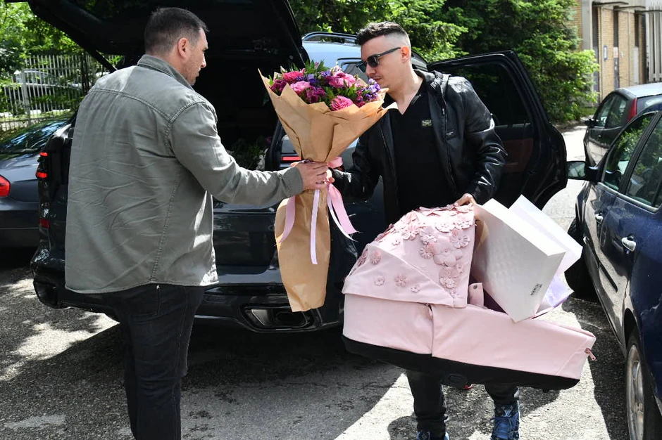 Ivan Mileusnić došao u porodilište