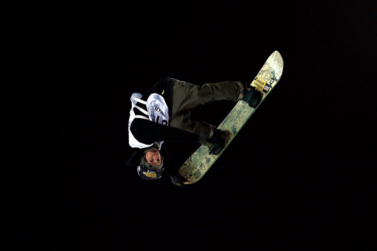 Zobacz szalone akrobacje snowboardzistów