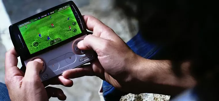 Sony Ericsson prezentuje kultową grę na smartfonie Xperia PLAY: "Lara Croft i strażnik światła"