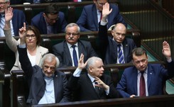 Sejm uchwalił ustawę o Trybunale Konstytucyjnym autorstwa PiS