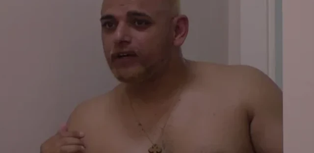 HOROR NA GLAVI BORE SANTANE! Pokušao da postane plavušan, a završio sa UNIŠTENOM KOSOM: Ukućani zanemeli od šoka kada su videli ovaj prizor!