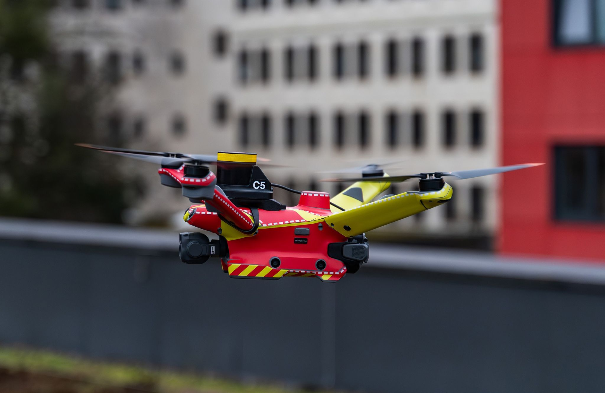 Ab Mittwoch: Drohnen fliegen automatisch zu Münchner Feuerwehr-Einsätzen