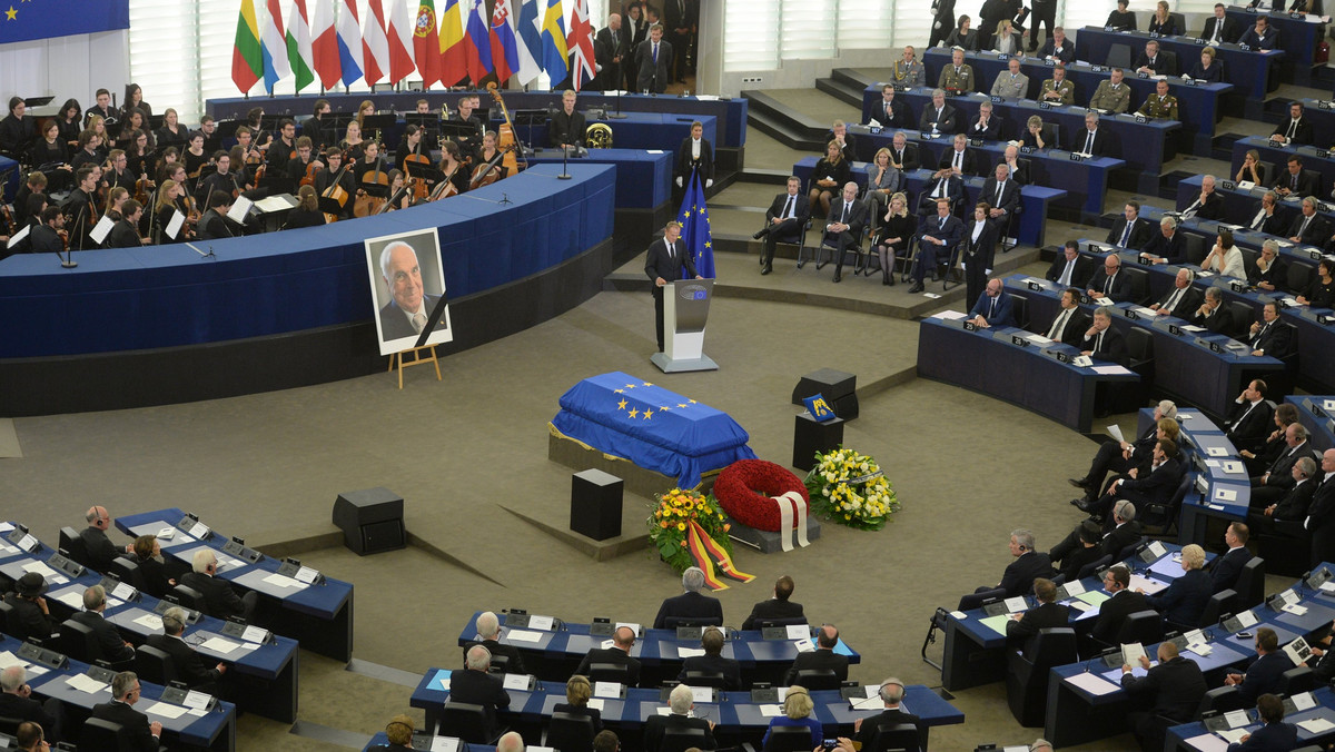 FRANCE PEOPLE HELMUT KOHL EUROPEAN CEREMONY OF HONOUR (European Ceremony of Honour for late former German chancellor Helmut Kohl)