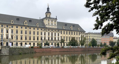 Szok na Uniwersytecie Wrocławskim. Zamówili raport za milion złotych. Osłupieli, gdy go zobaczyli