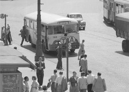 QUIZ. Życie codzienne PRL. Na ilu z 18 nostalgicznych pytań polegniesz?