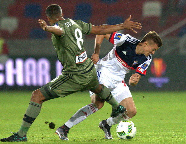 Puchar Polski: Legia legła w Zabrzu, choć do przerwy prowadziła 2:0