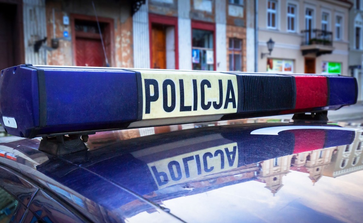 Mundurowe miasteczko protestacyjne w Warszawie cieszy się dużo mniejszą popularnością, bo tylko u 77,6 proc. osób, udział w nim wzięłoby zaś 2377.
