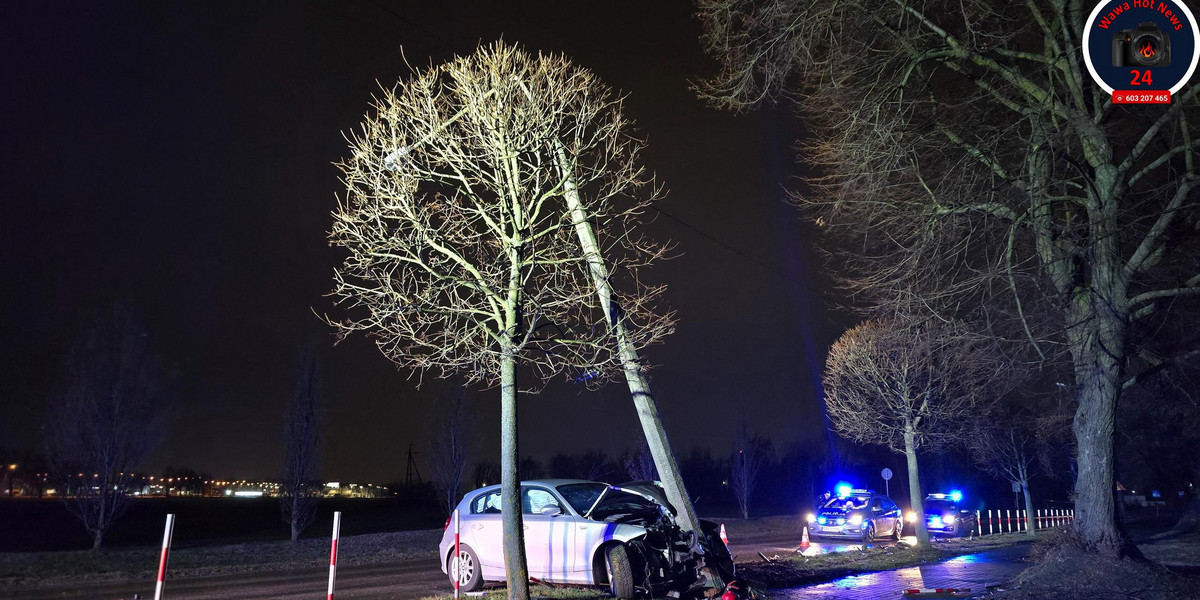 Tajemnicza kraksa srebrnego bmw.