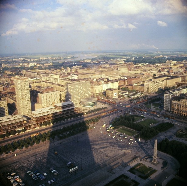 Warszawa na kolorowych zdjęciach z lat 60.