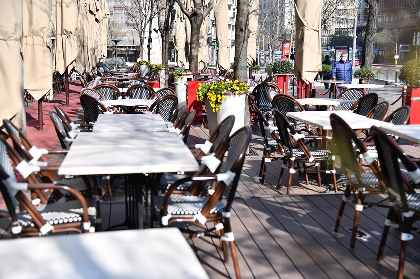 Pooštrene mere za boravak u kafićima