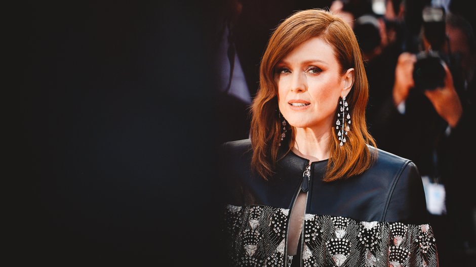  Julianne Moore 