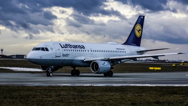 wielki strajk lufthansy. odwołano prawie wszystkie loty, także do polski