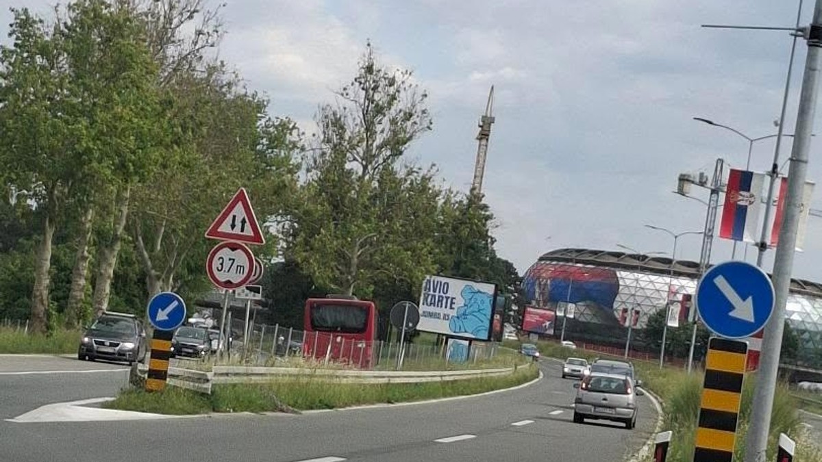 Vožnja u kontrasmeru, Surčin