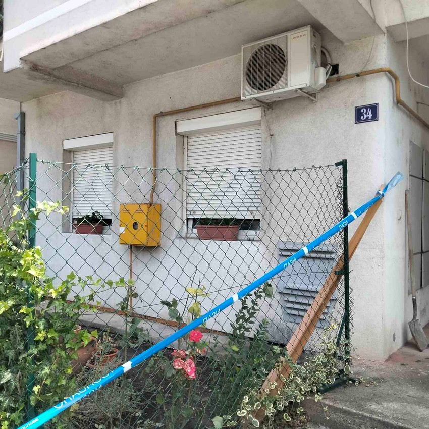 Dečak dotakao strujno sanduče pored tetkinog prozora