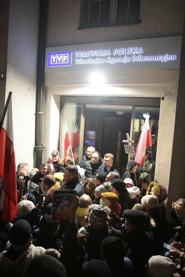 Demonstracja skończyła się przed godz. 17, trwała niecałą godzinę