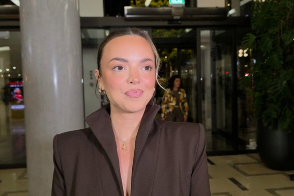 (VIDEO) "TEŽAK JE ON ČOVEK" Sofija Šašić došla bolesna na očev koncert, otkrila da li stiže i Sonja Vuksanović: "Biće emotivno"