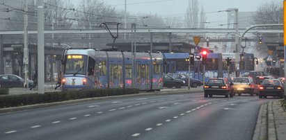 Bohaterski motorniczy. Zatrzymał tramwaj, żeby ratować pasażerów