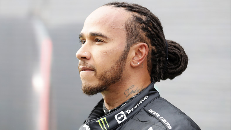 Formuła 1: Hamilton próbuje zmienić F1. "Chcę więcej kobiet i kolorowych osób"