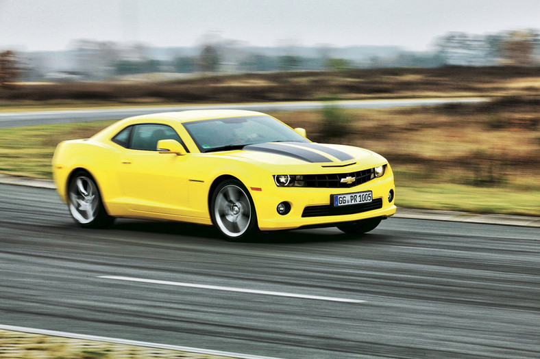 Chevrolet Camaro kontra BMW 650i i Porsche 911 Carrera S: mocne obiekty pożądania