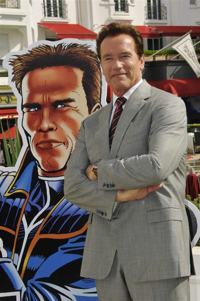 Schwarzenegger nie lubi patrzeć w lustro