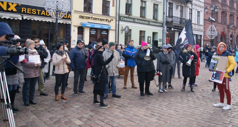 Protest przeciwko zależności władzy od ojca Tadeusza Rydzyka