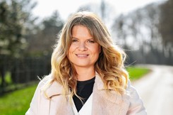 Żmuda Trzebiatowska w ogniu krytyki za 'Rolnik szuka żony'. 'Czego się nie robi dla sławy'